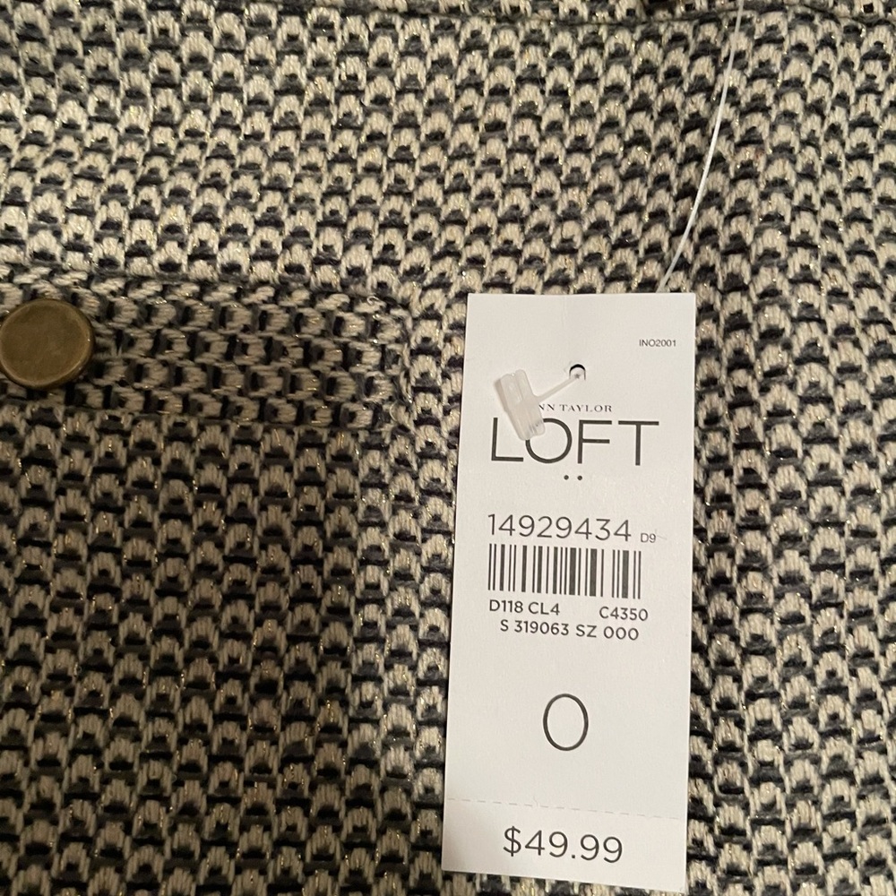 Women’s Tweed Skirt